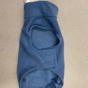 Teckelklub Fuzzie Fleece Cloud Blue Jacket for small dog. This is a size 12”.